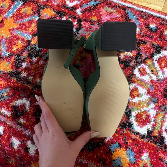 NWOT - Green Suede Mary Jane Square Toe Heeled Pumps - 37 6.5 - Picture 3 of 3